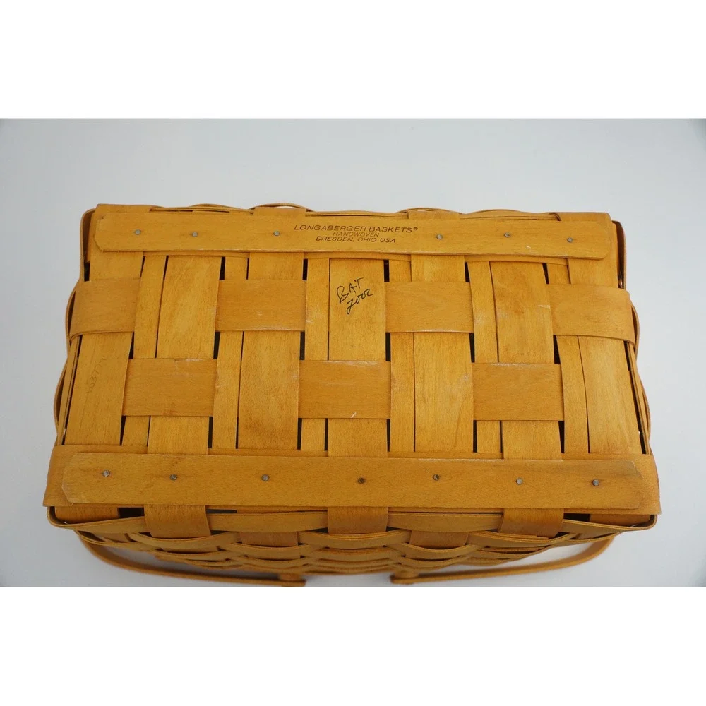 Longaberger Basket 2002 Handwoven Rectangular Dual Swing Handles Excellent